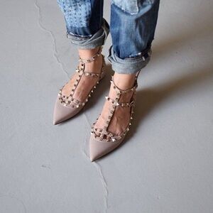 COPY - Rock stud flats